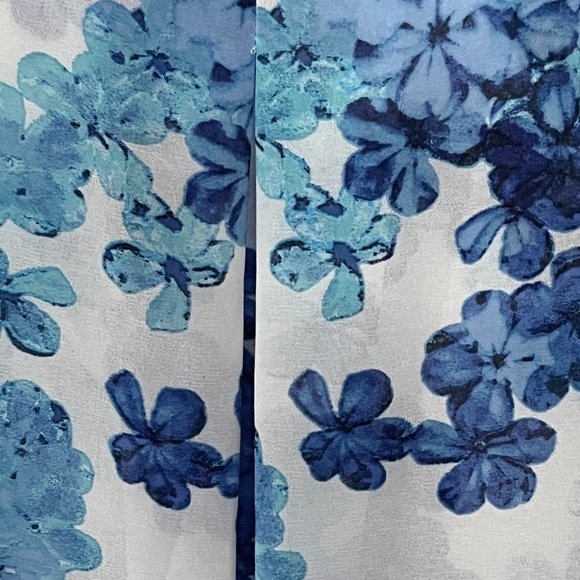 Lex & Madison Sleeveless Sheer Layered Top, Blue and White, Large - Picture 6 of 12